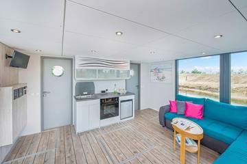 Hausboot für 6 Personen in Polnische Ostsee, Ostseeküste Polen, Bild 2