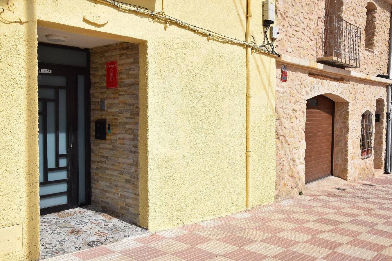 Chalet "Casa El chorro" con bar privado y barbacoa in Castalla, Interior de Alicante