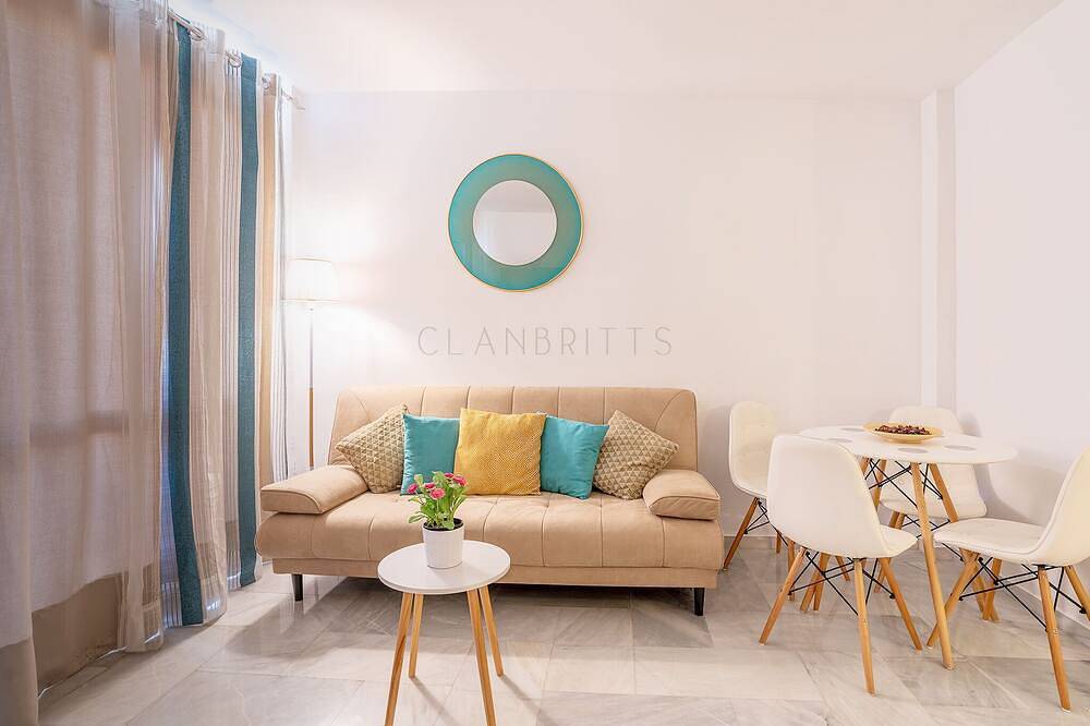 Entire apartment, Apartamento Studio Marina Suite in Benalmádena Costa, Benalmádena