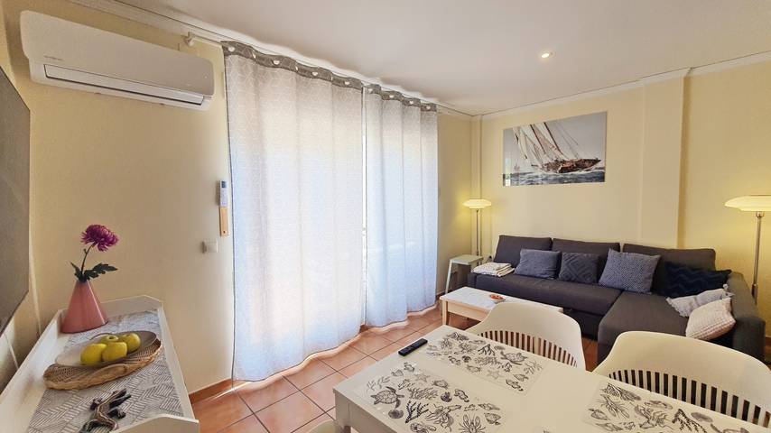 Apartamento entero, Par 3 - Nº 5 in Oliva, Costa Blanca
