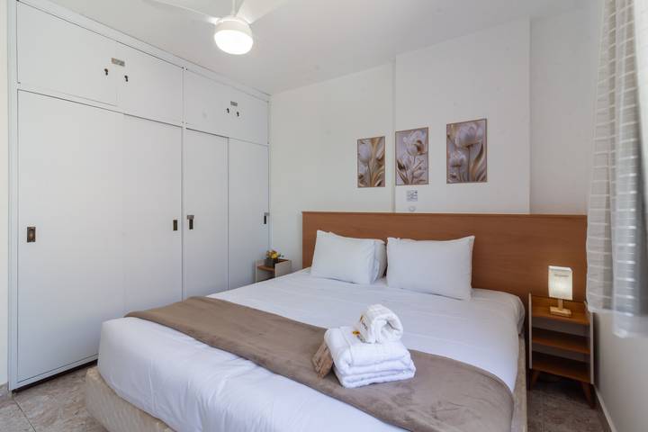 Ferielejlighed for 2 personer, med balkon og pool - 1