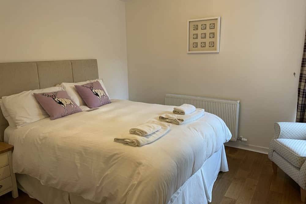 Ganze Wohnung, Zwei-Zimmer-Anwesen mit Außenterrasse in Fort Augustus, Highlands