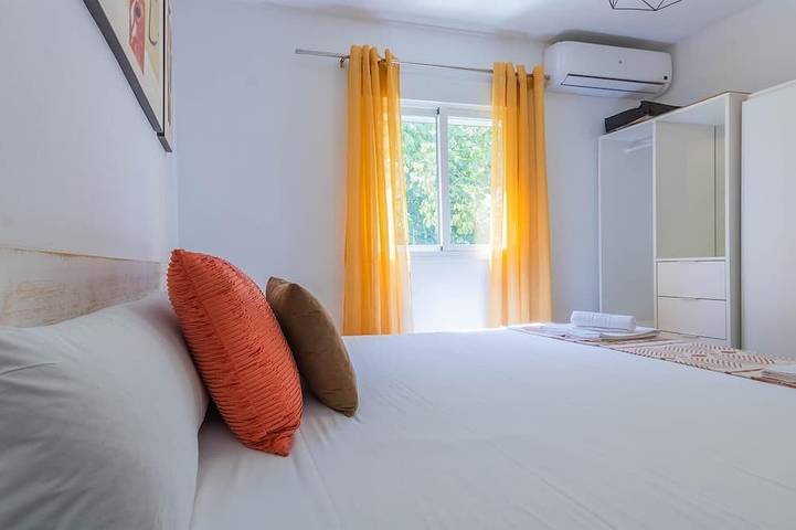 Entire apartment, Santa Justa Apartment ⭐⭐⭐ in San Pablo-Santa Justa, Sevilla
