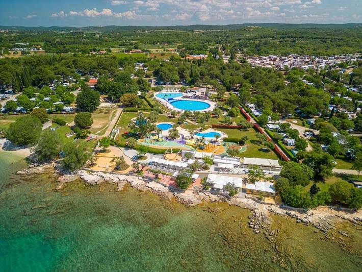 Ferienpark für 5 Personen, mit Terrasse und Garten sowie Pool in Rovinj