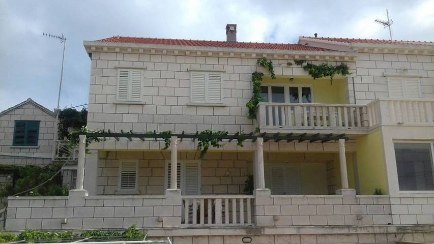 Ganze Wohnung, Ferienwohnung in Lumbarda mit Meerblick, Terrasse, Klimaanlage, W-Lan (869-4) in Lumbarda, Korcula