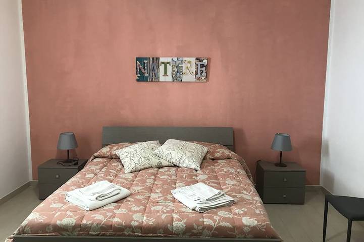 Location de vacances pour 7 personnes, avec jardin et terrasse à San Leone - 4