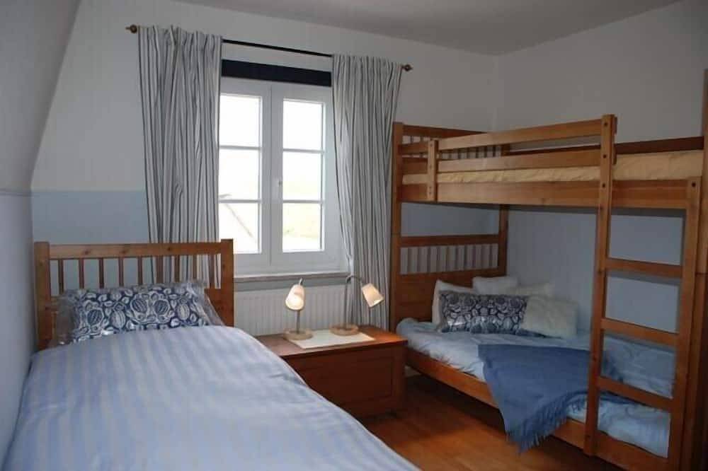 Freistehendes Haus-  Urlaub auf 2 Etagen -  130 Meter bis zum Strand in Westerland, Sylt (Gemeinde)