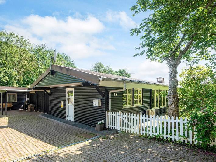 Ferienhaus für 6 Personen, mit Terrasse und Garten in Kelstrup Strand
