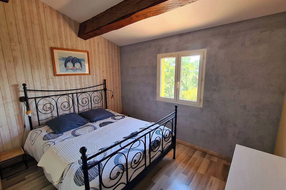 Villa Les Iris in Entrecasteaux, Brignoles region