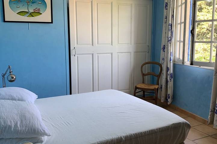 Location de vacances pour 6 personnes, avec balcon et jardin à Cucuron - 4