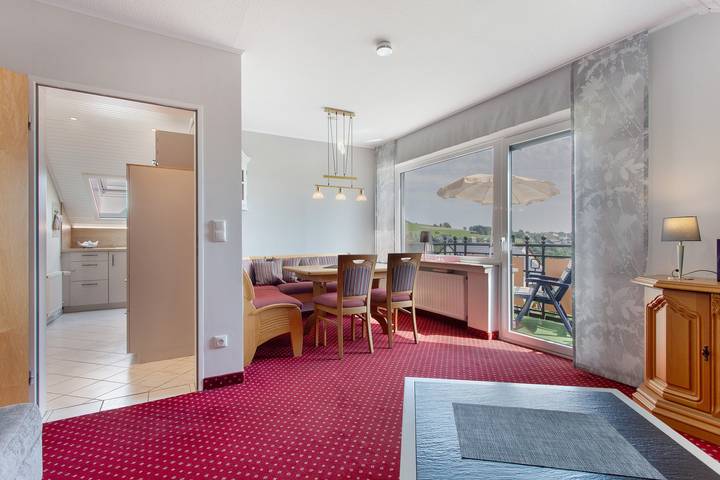 Ferienwohnung für 5 Personen, mit Sauna und Balkon in Willingen - 4