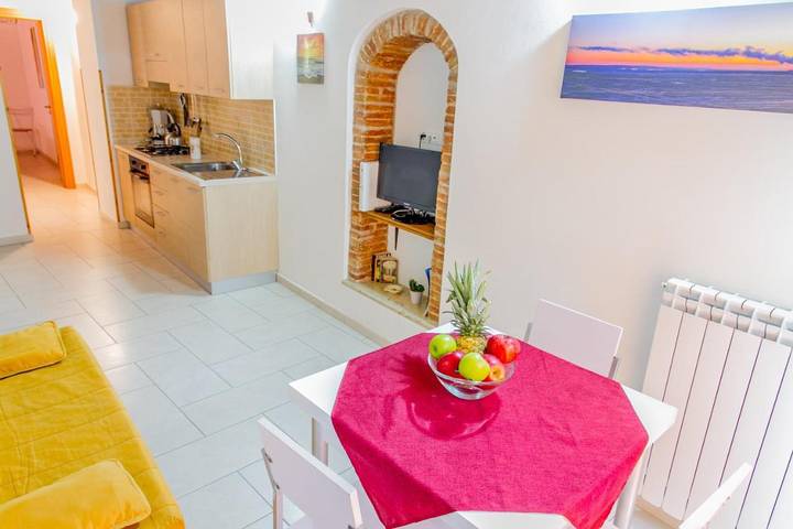 Ferienwohnung für 3 Personen, mit Balkon und Ausblick, mit Haustier in Cefalù