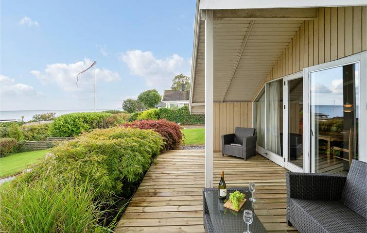 Ferienhaus für 7 Personen mit Terrasse in Strøby Egede, Schwedische Ostsee