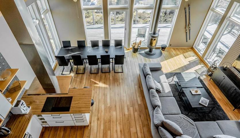Ferienhaus für 14 Personen, mit Terrasse und Sauna sowie Seeblick - 1