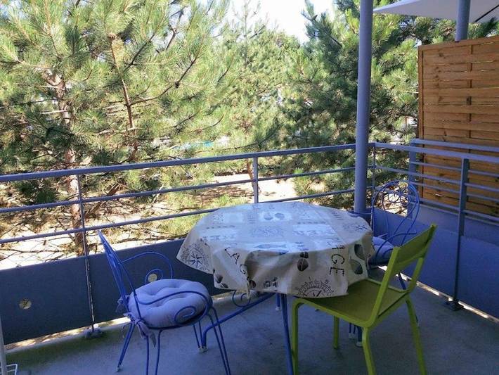 Gîte pour 2 personnes, avec Terrasse et Piscine dans Biscarrosse (bourg)