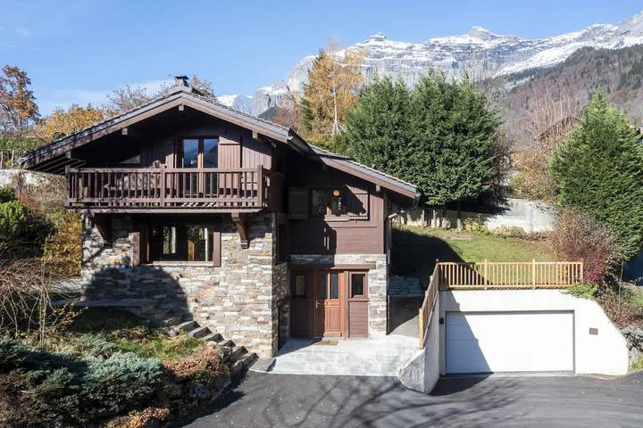 Maison pour 12 personnes, avec Jardin à Servoz