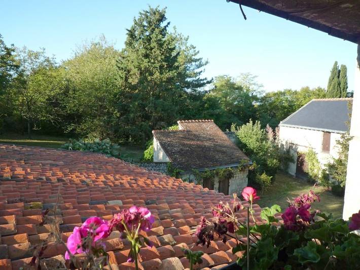 Location de vacances pour 2 personnes, avec jardin ainsi que terrasse et vue à La Roche-Clermault - 3