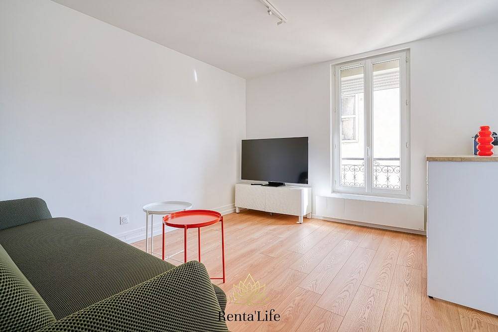 Entire apartment, Asnièrois Gambetta - Studio - 10min Paris in Asnières-sur-Seine, Hauts-de-Seine