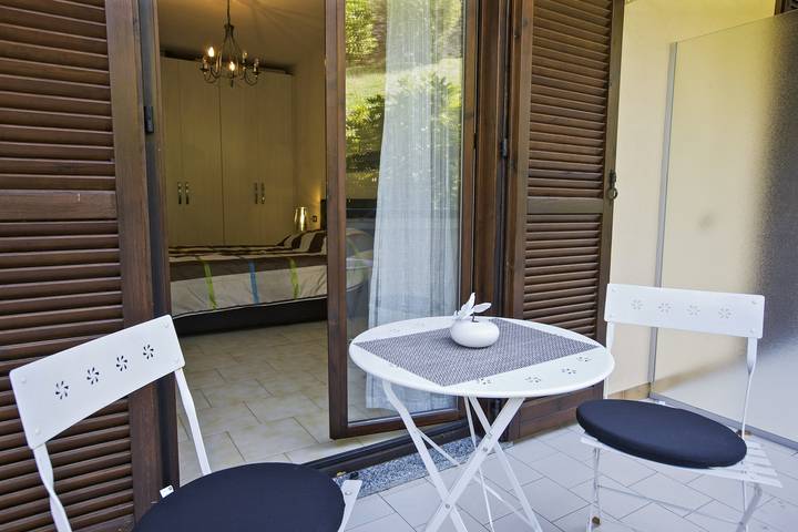 Ferienwohnung für 5 Personen, mit Balkon und Ausblick sowie Seeblick in Maccagno con Pino e Veddasca - 4