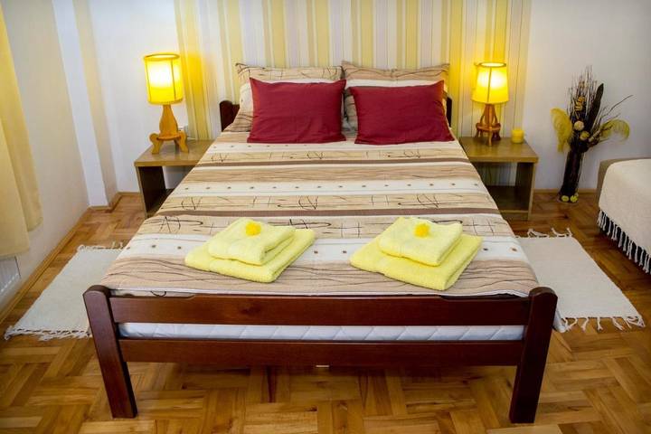 Appartement de vacances pour 5 personnes, avec Balcon ainsi que Terrasse et Vue