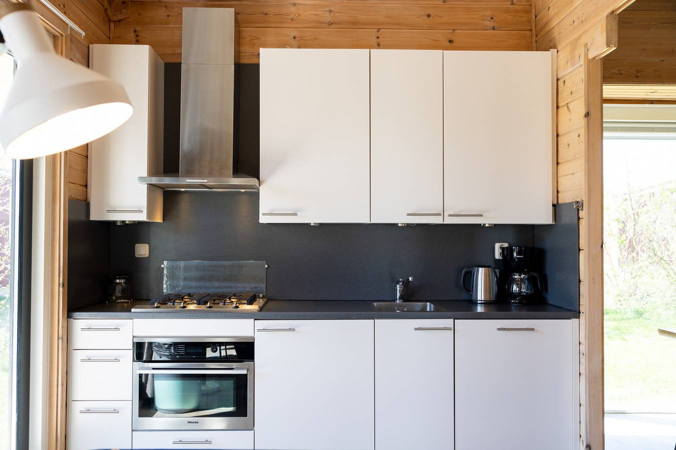 Geräumiger Bungalow für 6 Personen mit 2 Badezimmern in einem ruhigen Ferienpark in Oosterend, Westfriesische Inseln