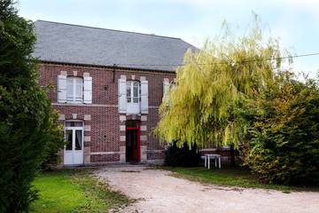 Gîte pour 17 personnes, avec terrasse et jardin, animaux acceptés dans Marne