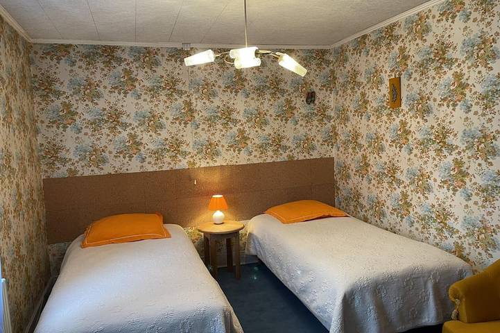 Gîte pour 6 personnes, avec terrasse et jardin, animaux acceptés à Arfeuilles - 3