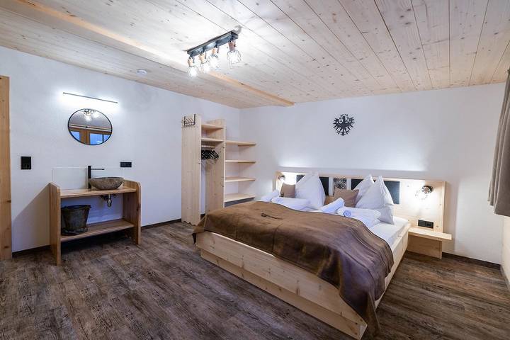 Ferienwohnung für 12 Personen, mit Terrasse und Garten - 1