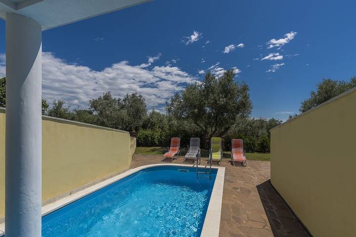 Ferienhaus für 7 Personen, mit Garten und Pool, mit Haustier in Novigrad - 3