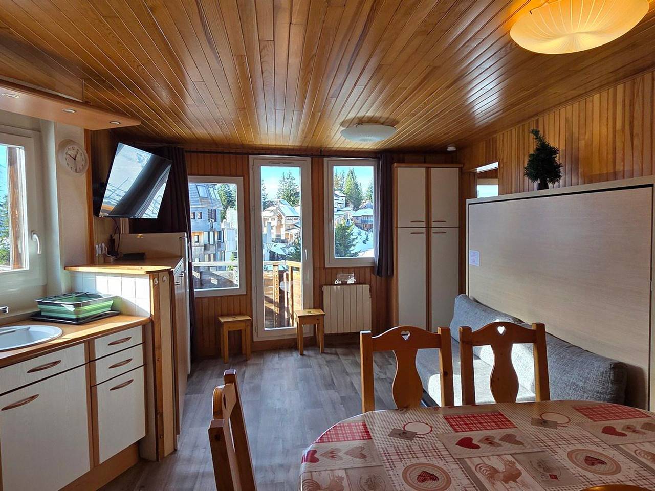 Appartamento intero, Spacious apartment for 5, balcony, station center in Morzine, Les Portes du Soleil