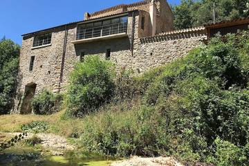 Cottage pour 8 personnes, avec terrasse à Albières