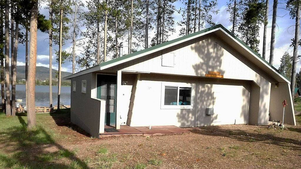 Privates Dock! 16 Schritte von der Veranda des Sees zu 70 Fuß Privatstrand und Küste. in Anaconda-Deer Lodge County, Discovery Ski Area