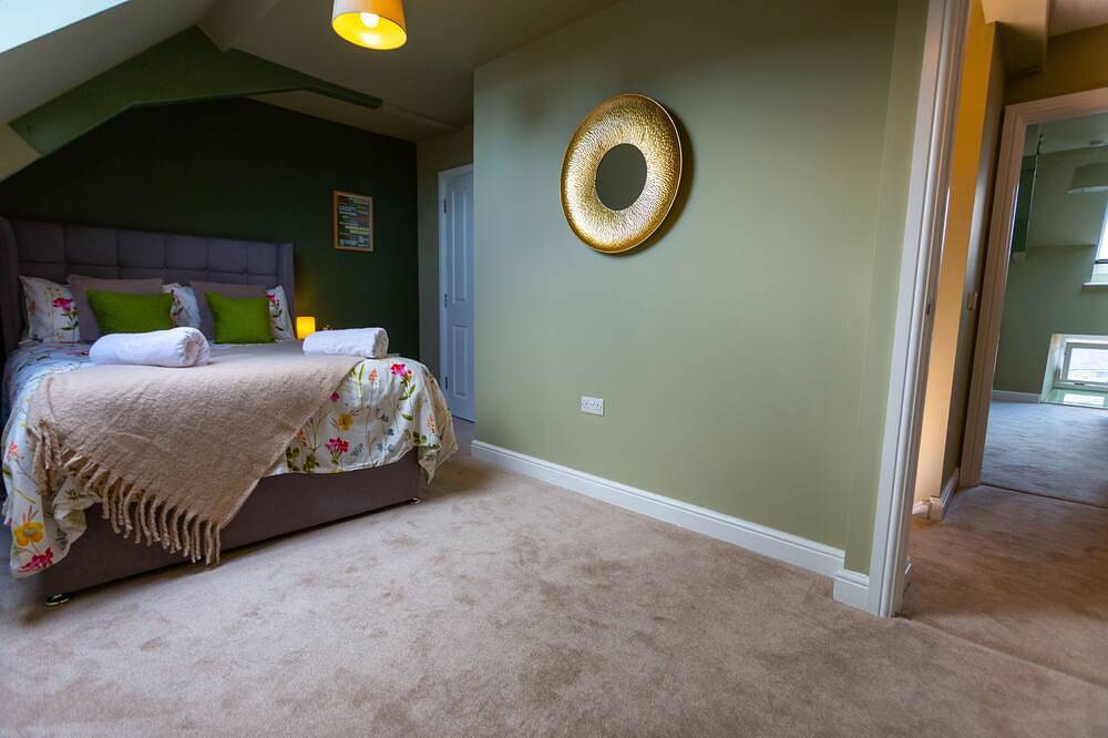 Entire apartment, Hudson 2 Bed Apartment in Abergavenny, Brecon Beacons