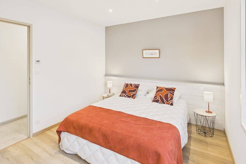 New house for 6 with garden and terrace in Plonéour-Lanvern, Côte de Cornouaille