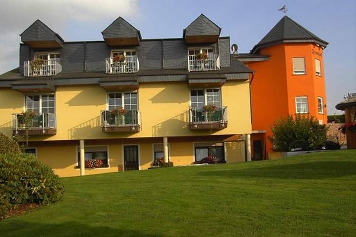 Ferienwohnung für 4 Personen, mit Balkon und Sauna sowie Garten in Kell am See - 4