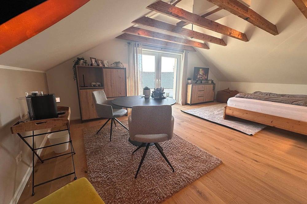 Ganze Wohnung, Alb Appartement - gemütliche Wohnung mit Balkon in Balingen, Neckar-Alb