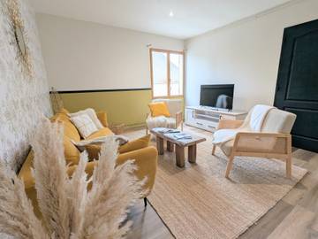Gîte pour 6 personnes, avec jardin à Ardentes