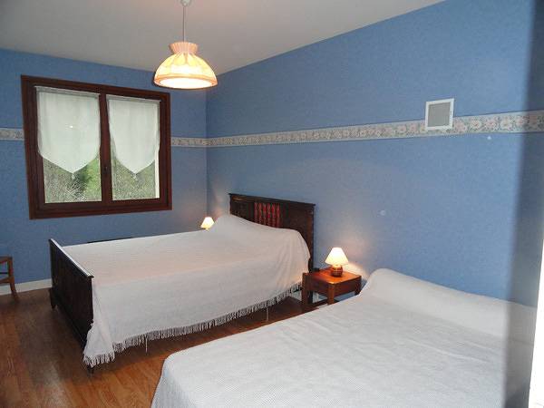 Casa de huéspedes para 6 personas con balcón in Nans-sous-Sainte-Anne, Doubs (desambiguación)