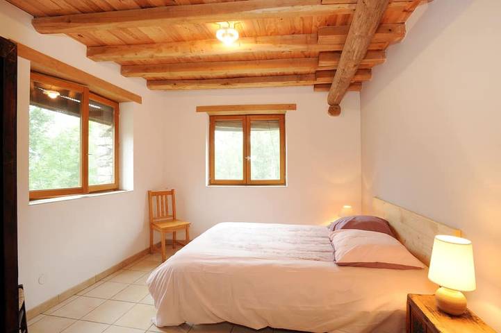 Location de vacances pour 14 personnes, avec terrasse et jardin à Arles-sur-Tech - 3