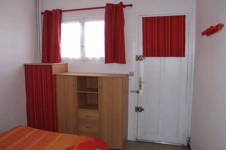 Gîte pour 4 personnes, avec balcon dans Base Nature François Léotard - 2