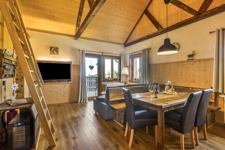 Chalet „Oberwald 4" mit privater Terrasse, Garten, Sauna, Wlan und Parkplatz in Schotten, Vogelsberg Region
