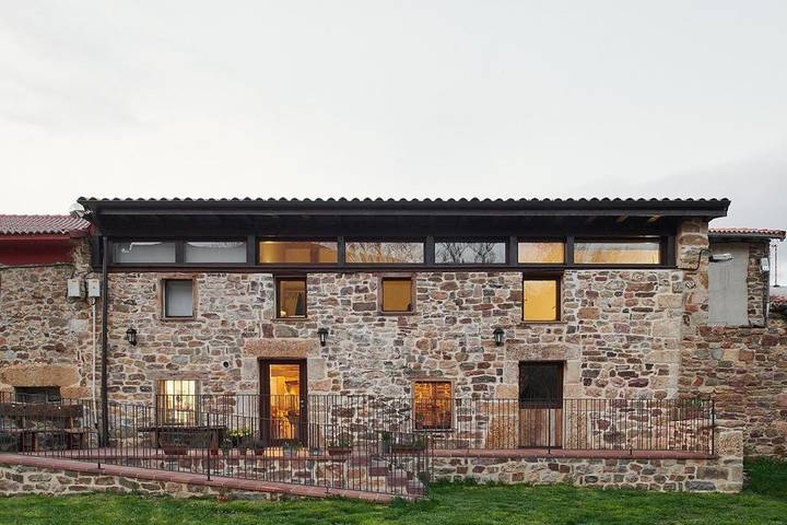 Hotel para 4 personas, con terraza además de jardín y vistas, Familias con niños en Provincia de Palencia - 3