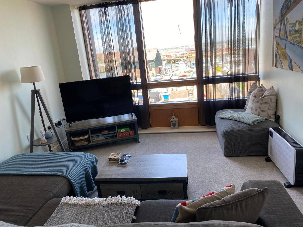 Entire apartment, Two-Bedroom Apartment in Gosport, Hampshire