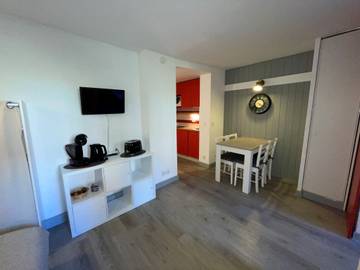 Gîte pour 4 personnes, avec piscine et terrasse à Mâcot-la-Plagne