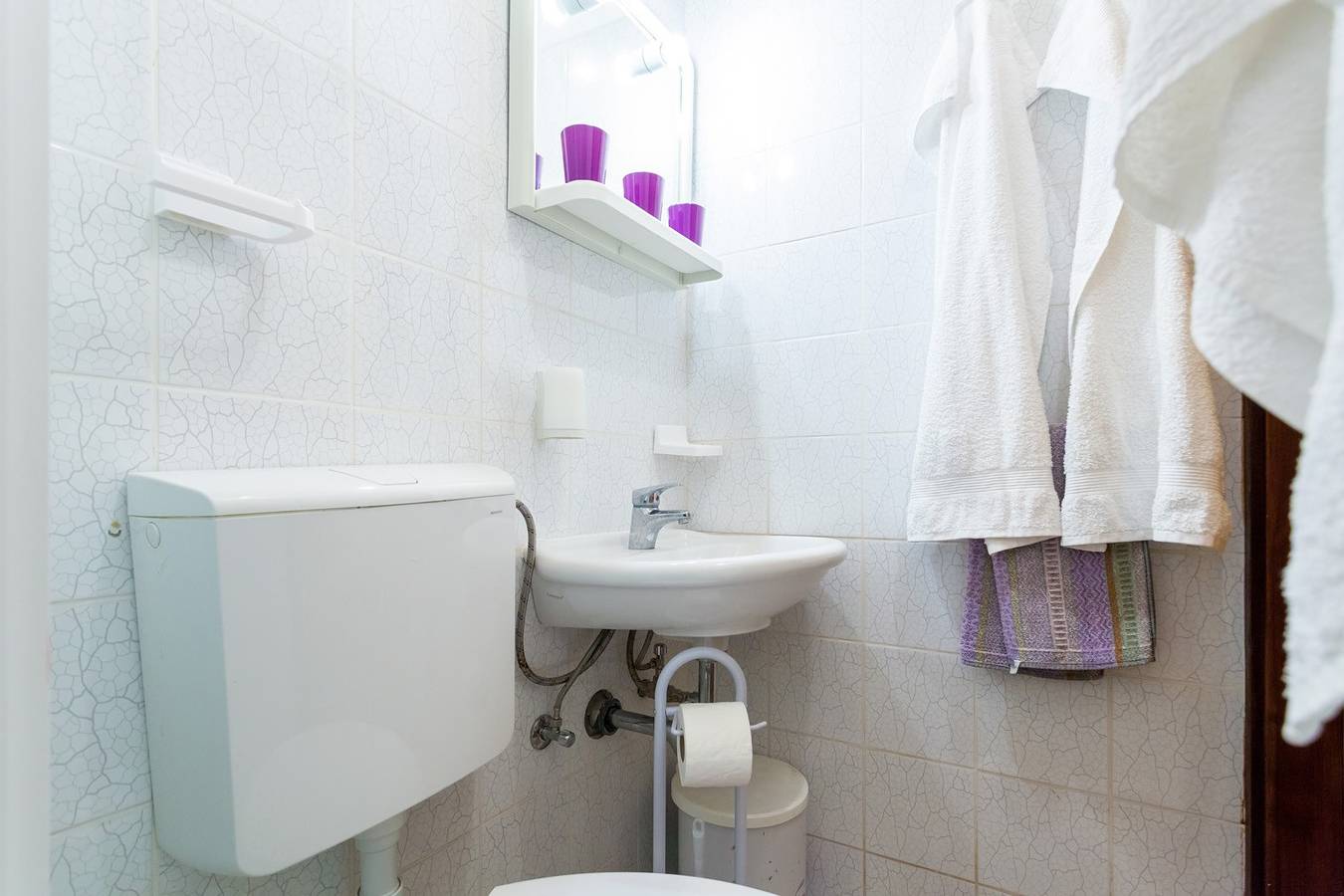 Chambre double avec salle de bain privée pres de la plage a Malinska in Malinska-Dubašnica, Krk