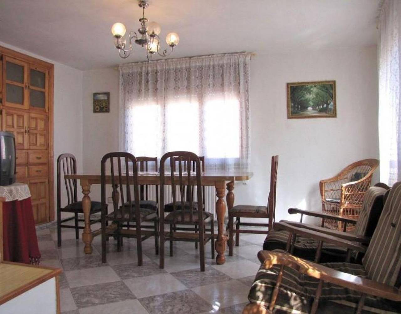 Casa rural 'El Frontón' con vistas a la montaña in Vadillo, Provincia de Soria