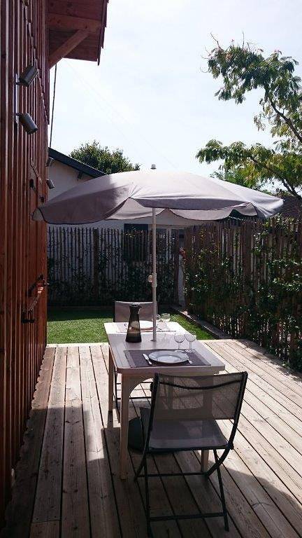 Clos du Tilleul : petite maison bois, 300m plage, 50m commerces in Andernos-les-Bains, Région d'Arcachon