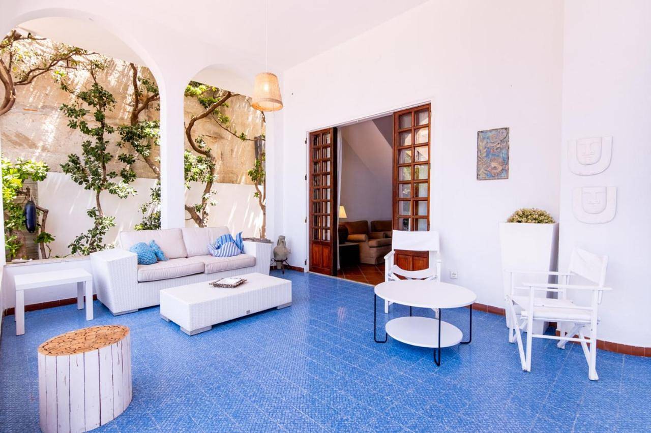 Vista Mare by Domusicily in Carini, Province de Palerme
