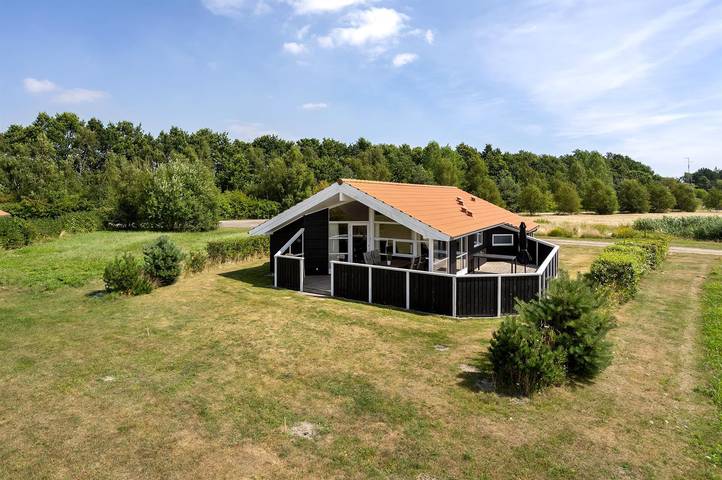 Ferienhaus für 8 Personen, mit Terrasse und Sauna sowie Whirlpool