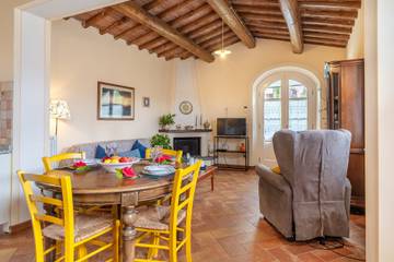 Agriturismo per 6 Persone in Lucca, Provincia di Lucca, Foto 1